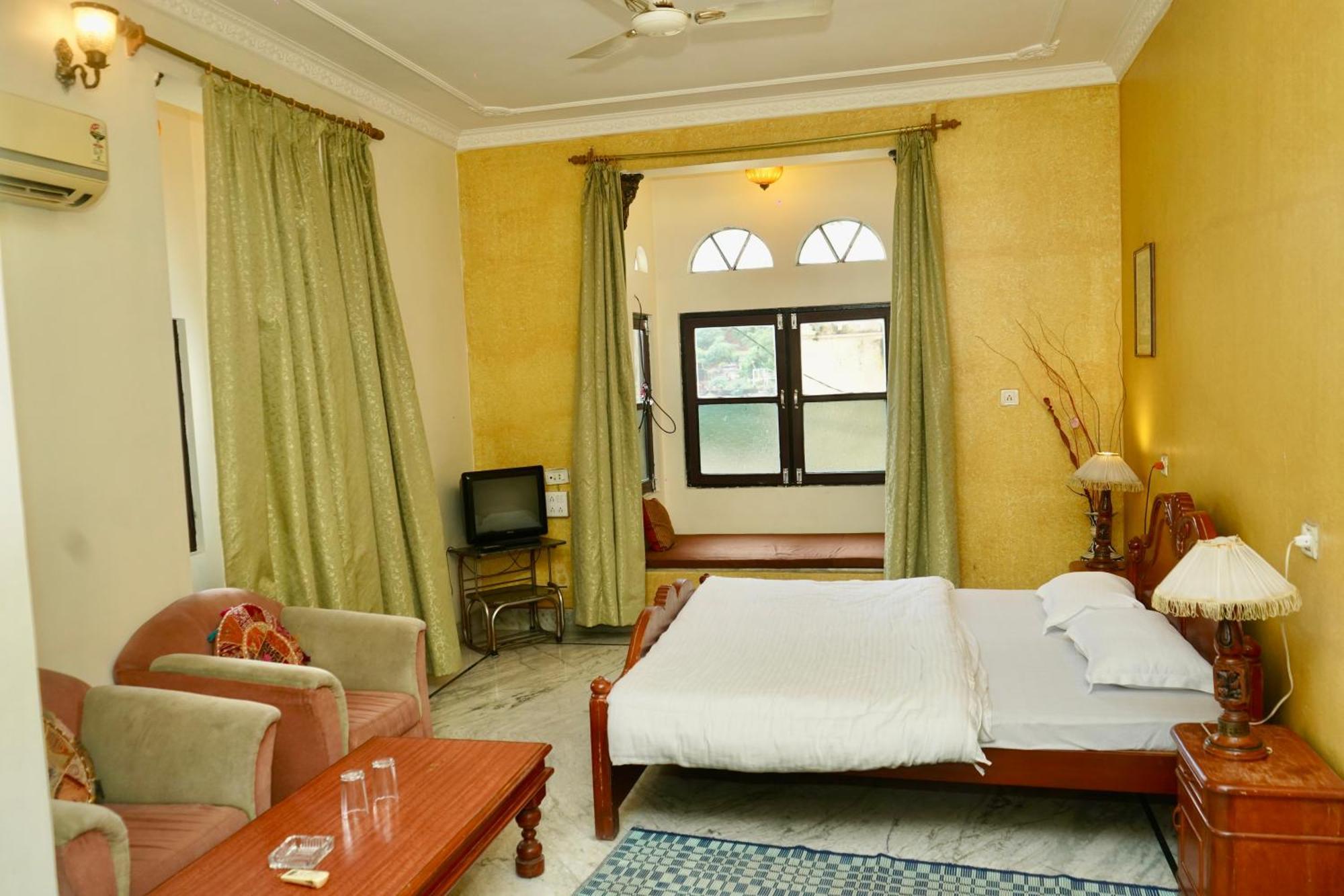 Hotel Haveli Katkoun Būndi Exterior foto